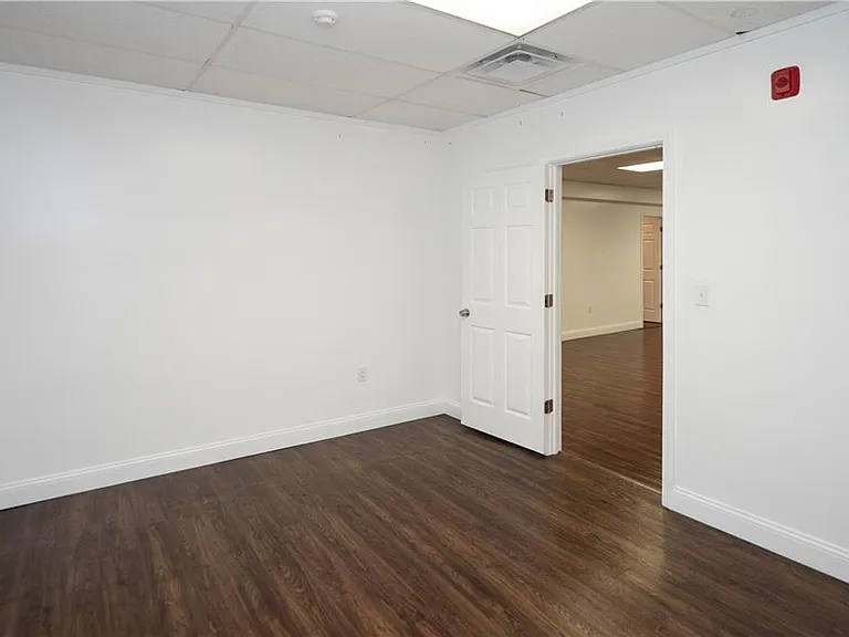 413 High St — Photo 15