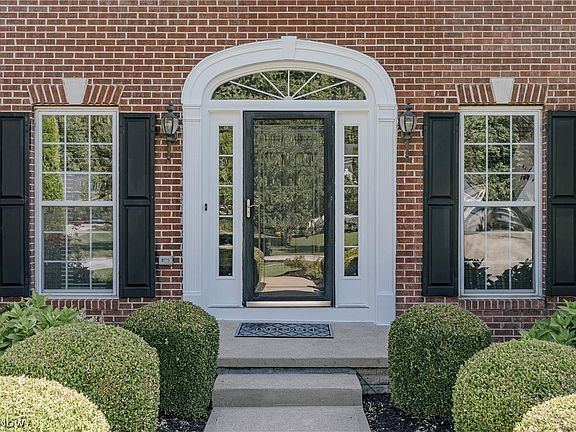 3rd image of 9185 Stonebriar Ln