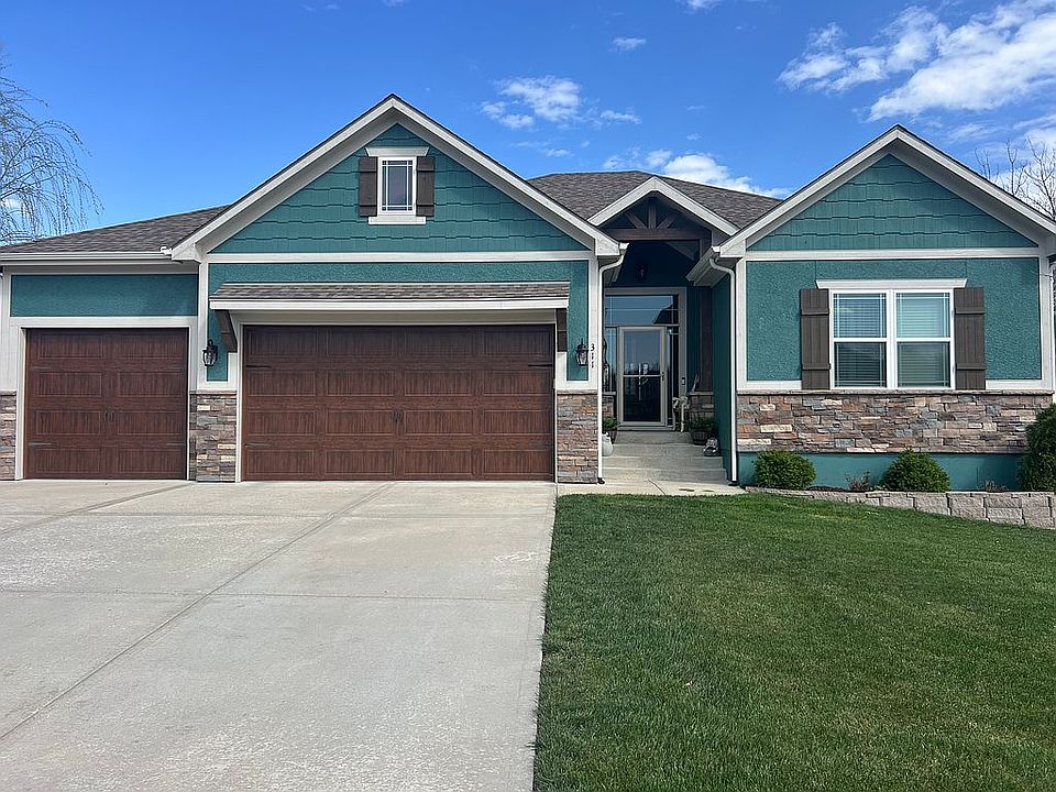 4 BR.  3 Bath.  Beautiful Lo