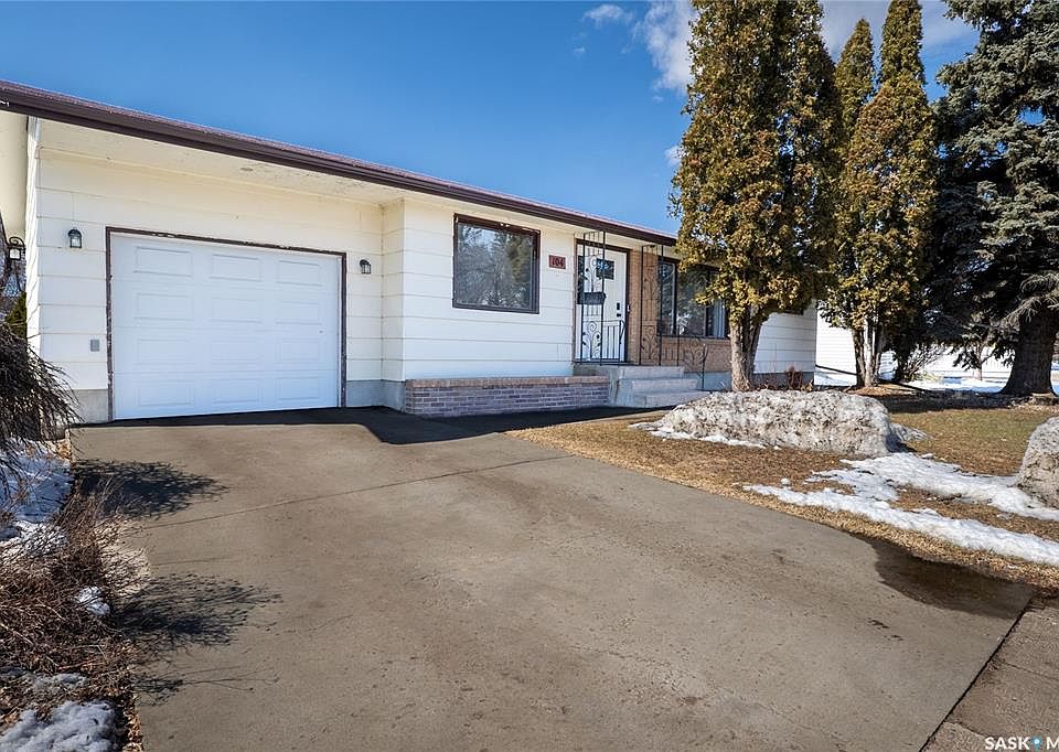 1st image of 104 2nd AVENUE