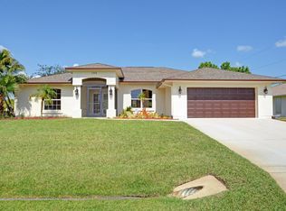 398 Herndon St, Sebastian, FL 32958