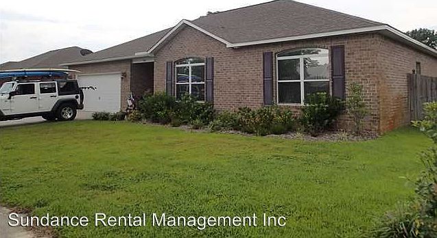 1st image of 446 Bay Oaks Dr
