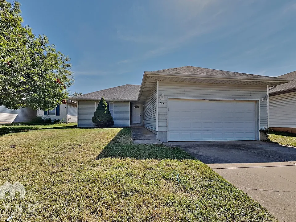 724 N Jonathan Ave