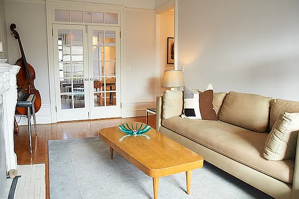 Sold by SKNY | media 23