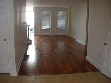 3rd image of 2553 Grays Ferry Ave