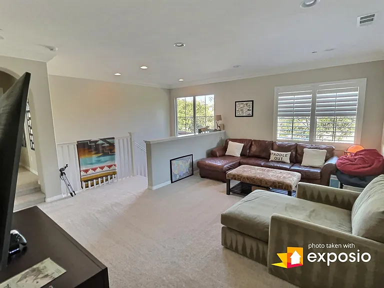 3644 Alander Ct — Photo 31