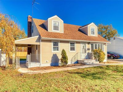 7 Salem Road, Hicksville, NY, 11801