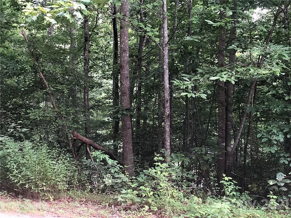 1st image of 3640 Oak Dr