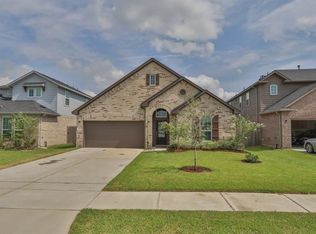 4619 Crescent Lake Cir, Baytown, TX 77521