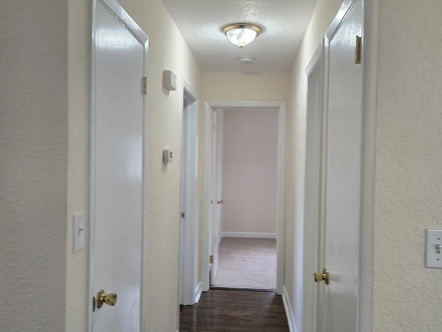 2 bed, 1144 sqft, $2,100 — Photo 3