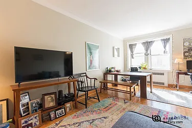 Sold by Batra Group Inc