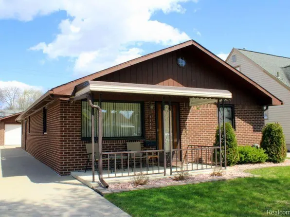 1112 Ford Blvd, Lincoln Park, MI 48146
