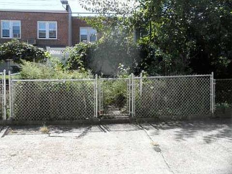 4th image of 7342 52nd Dr