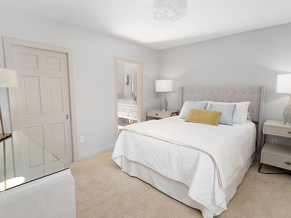 Queen size bed
