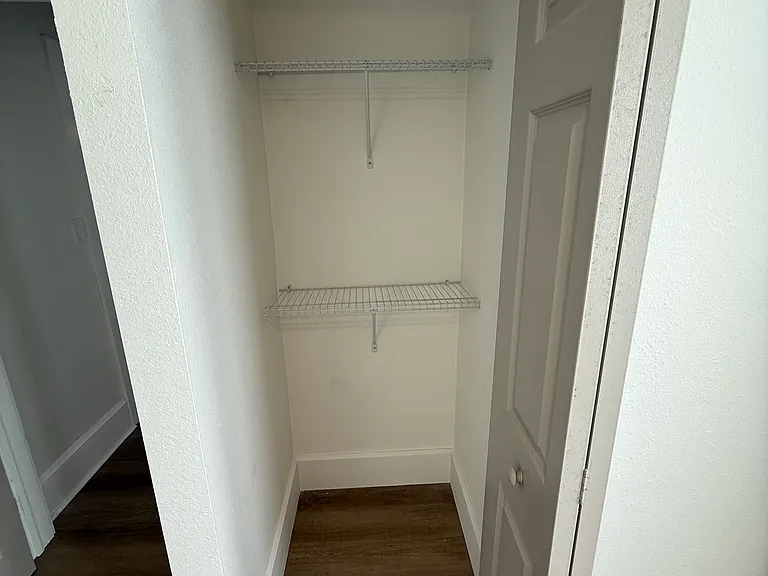4624 Iris St N — Photo 18