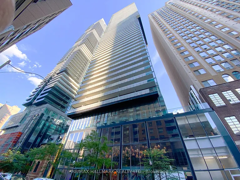 15 Grenville St #1406 — Photo 2