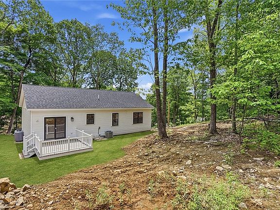 4th image of 51 Birch Rd