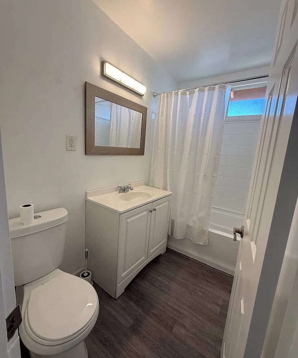 2 bed, 900 sqft, $2,350 — Photo 4