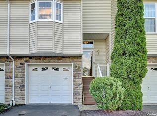 4804 Ridgecrest Dr, Wappingers Falls, NY 12590