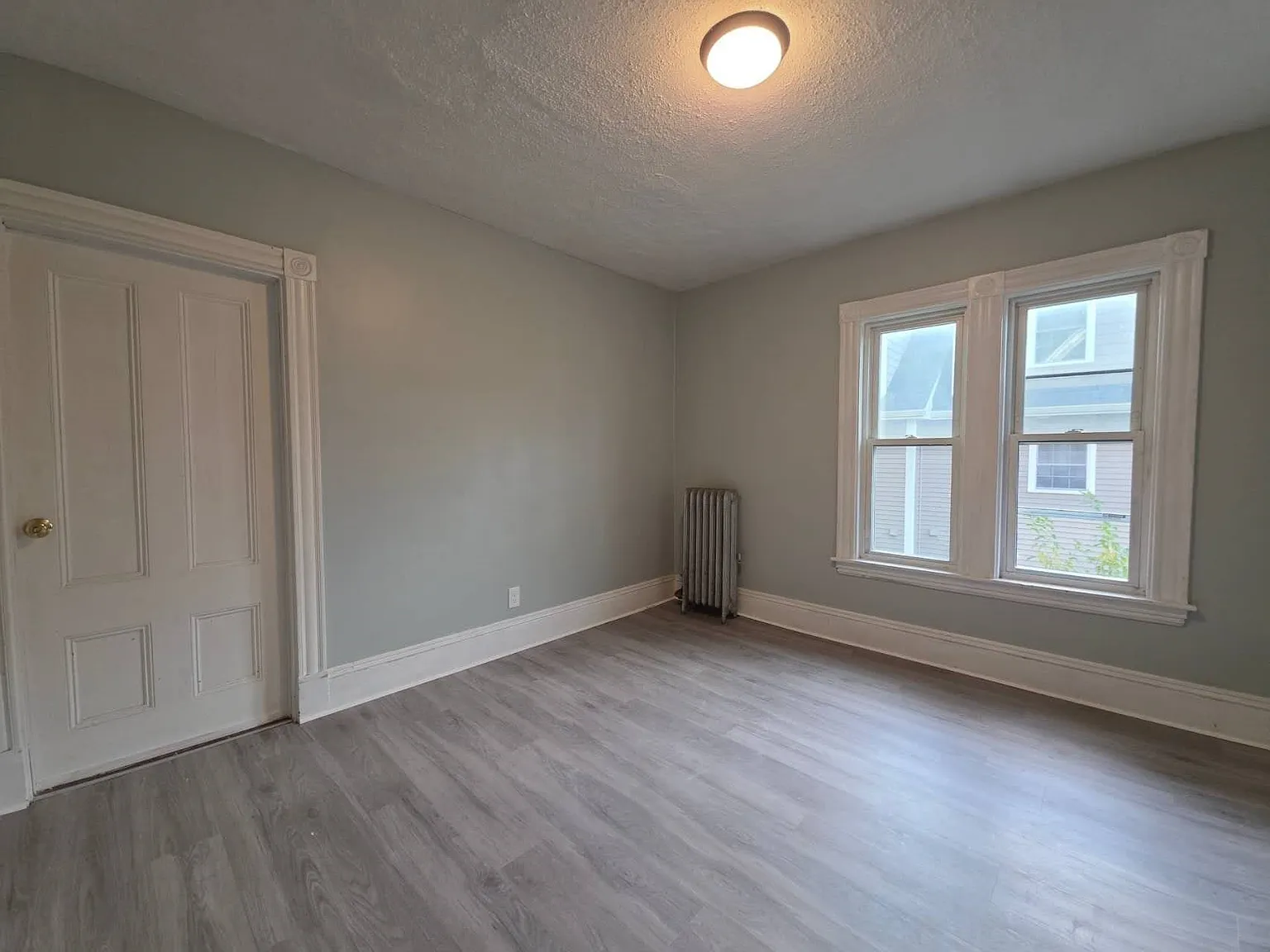 2 bed, 800 sqft, $2,200 — Photo 4