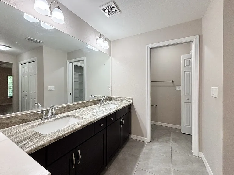 9892 SW 189th Cir — Photo 18