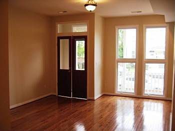 5th image of 318 N 30th St
