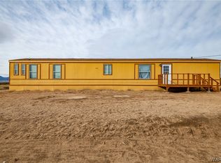 3649 N Araby Rd, Golden Valley, AZ 86413
