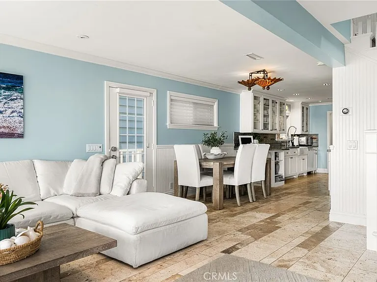 25 Surfside Ave #A — Photo 7