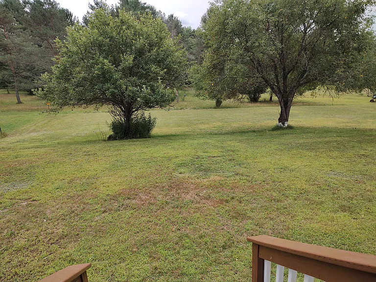 136 Sunset Cir — Photo 8