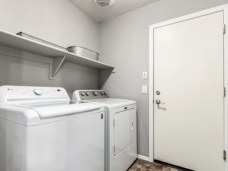 19589 N Portarosa Ct — Photo 26
