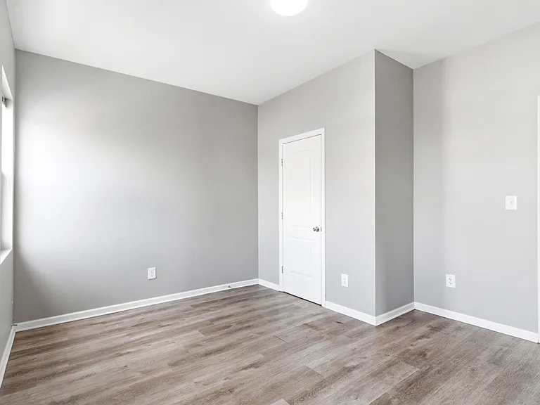 456 Avon Ave #3L — Photo 9
