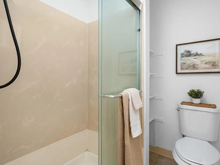 306 Mananai Pl #4D — Photo 4