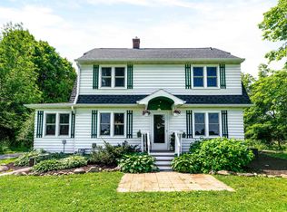 3207 Winnegamie Dr, Appleton, WI 54914