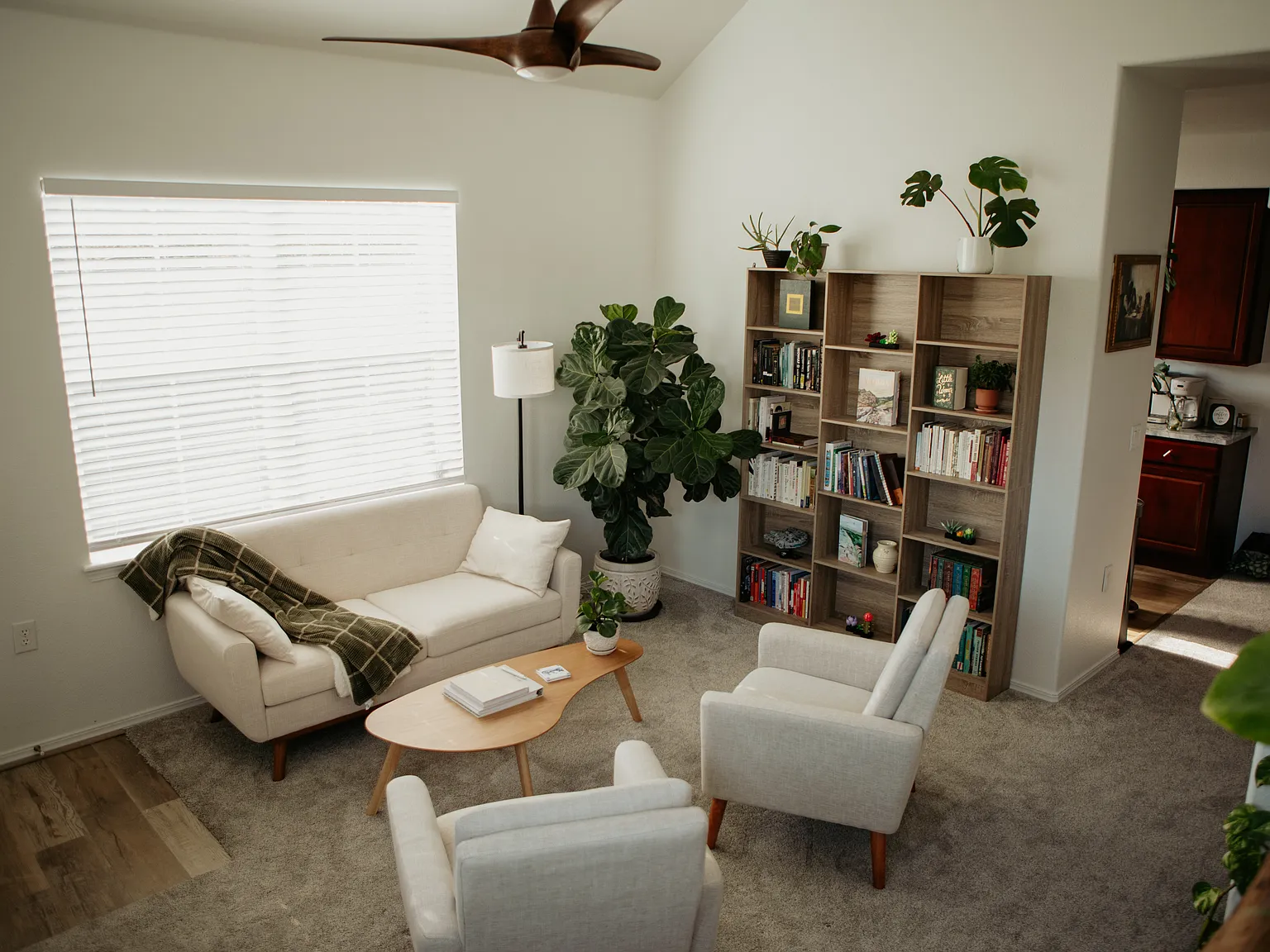 2 bed, 1253 sqft, $2,350 — Photo 3