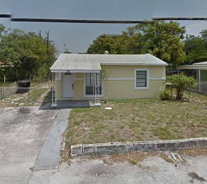 1st image of 836 NW 17th Ave