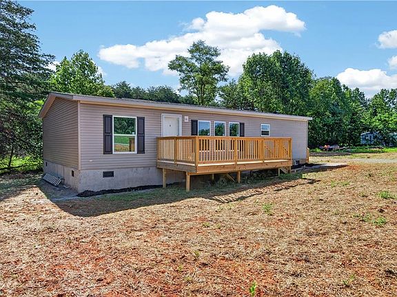 4th image of 3785 Rockford Rd