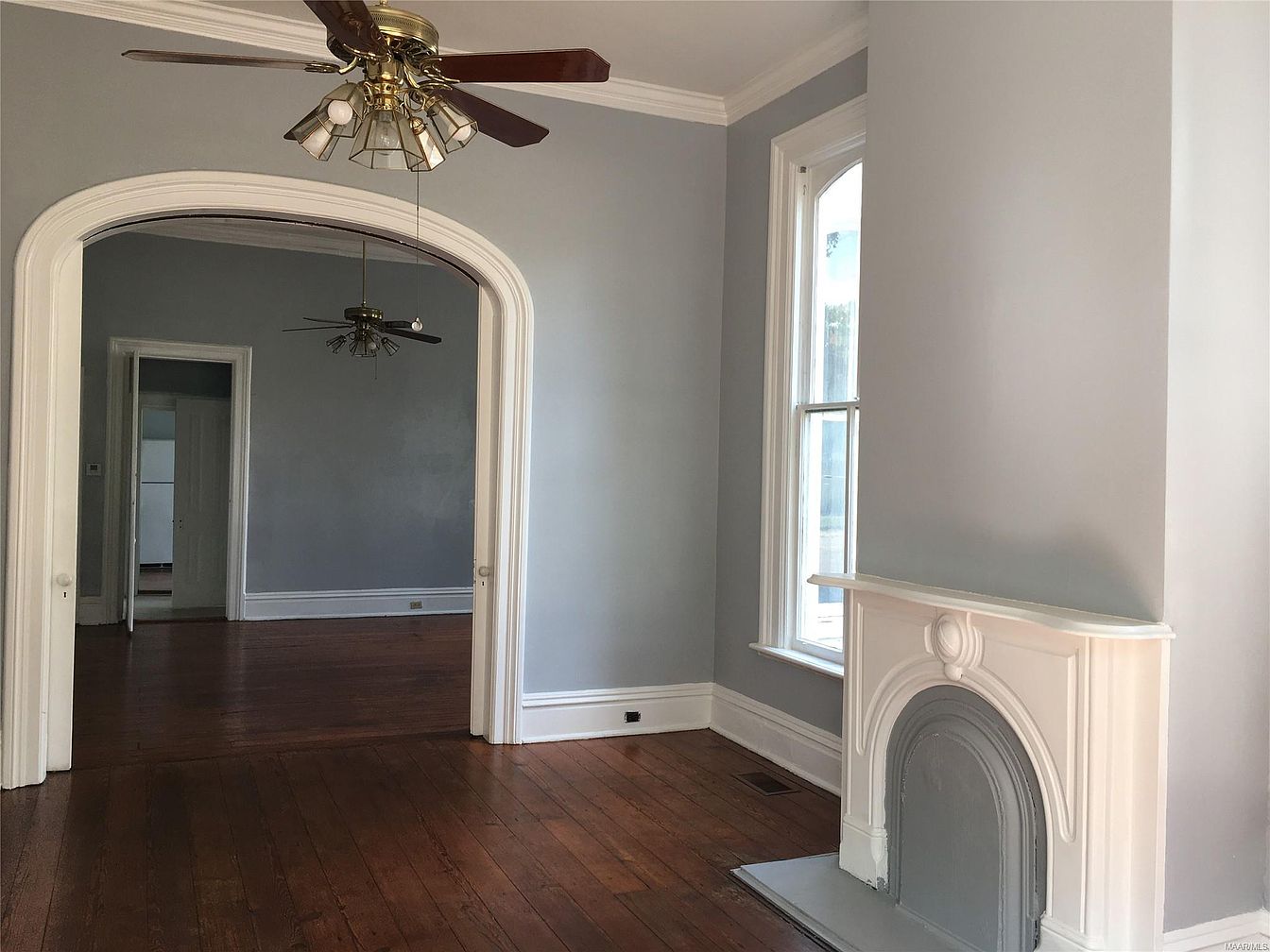 c. 1890 Historic Home For Sale in Selma, AL. Under 95K Sold Old