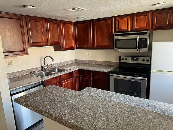 5th image of 5281 River Glen Dr Unit 217