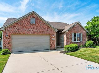 10121 S Shannon Hills Dr, Perrysburg, OH 43551