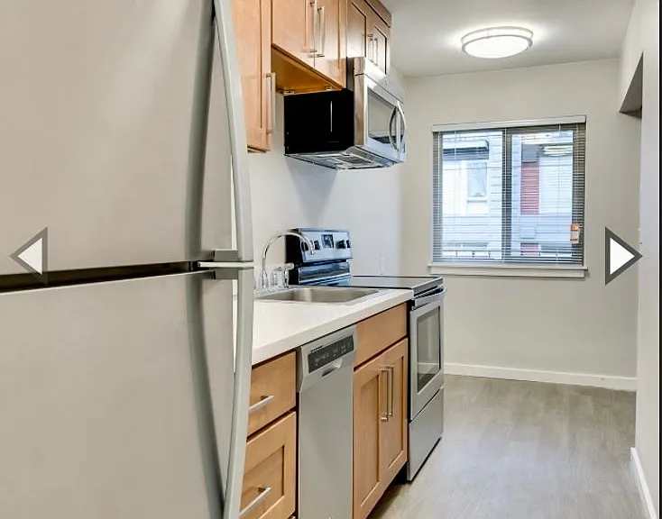 14th Ave Apartments — Photo 8