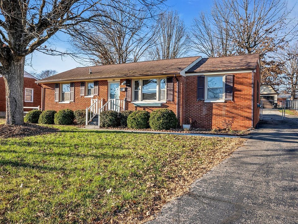 1st image of 555 Ashe Ave