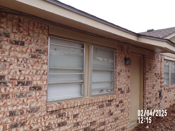 7916 NW Crossland Cir, Lawton, OK 73505