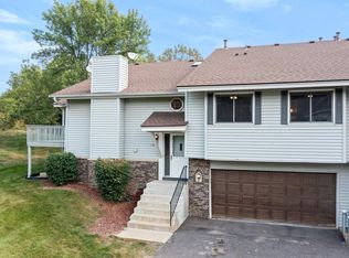 1048 Aston Cir, Burnsville, MN 55337