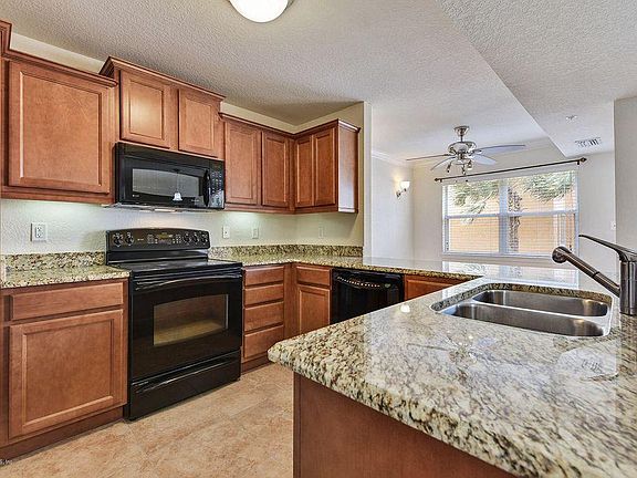 3rd image of 108 Laguna Villa Blvd Unit D26