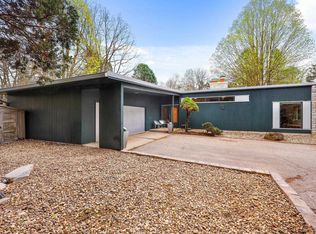 1133 Risser Rd, Madison, WI 53705