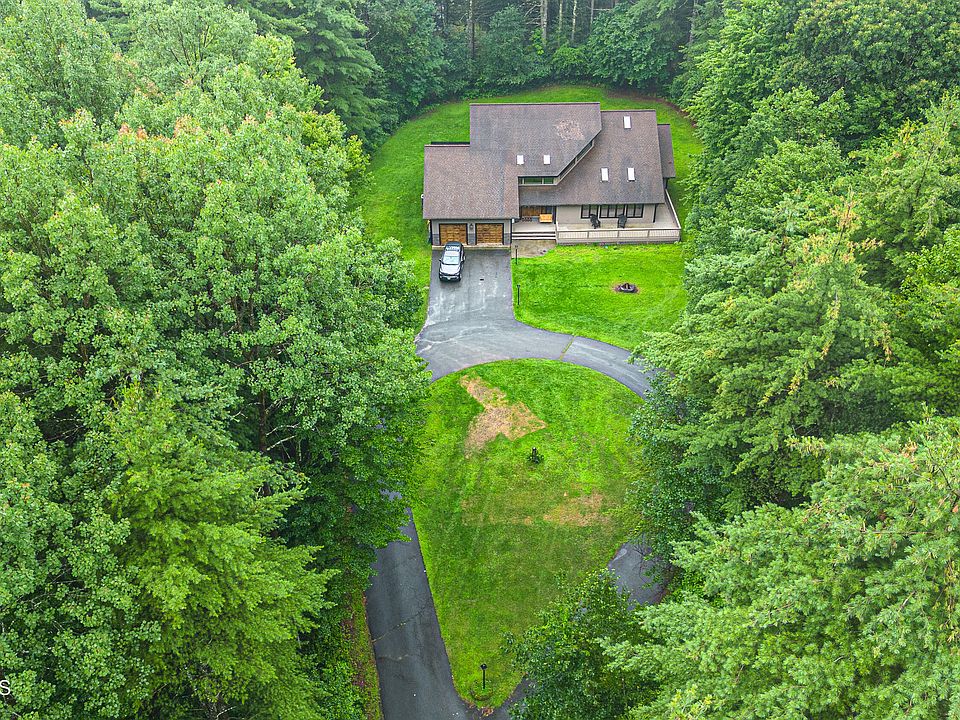 21 Pheasant, Queensbury, NY 12804 MLS 202322434 Zillow