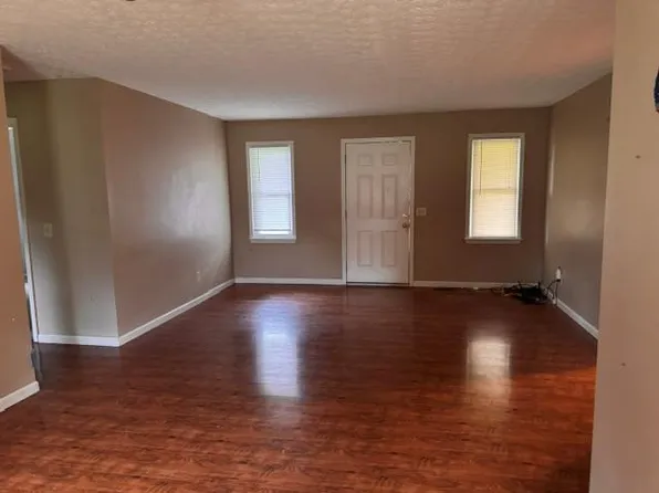 2545 Amber Meadows Rd, Cookeville, TN 38506