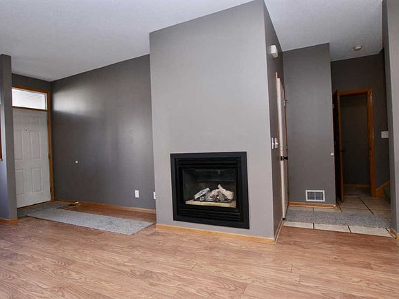 5th image of 680 Woodduck Dr APT B
