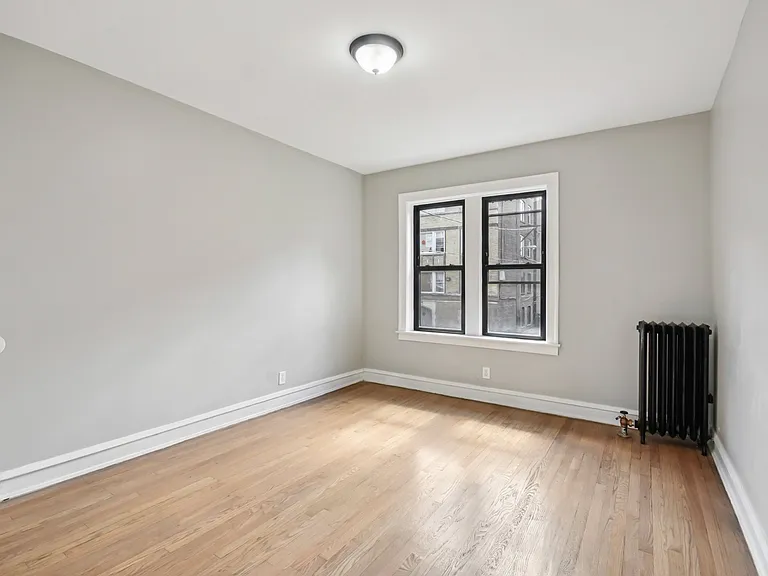 7757 S Phillips Ave #2 — Photo 13