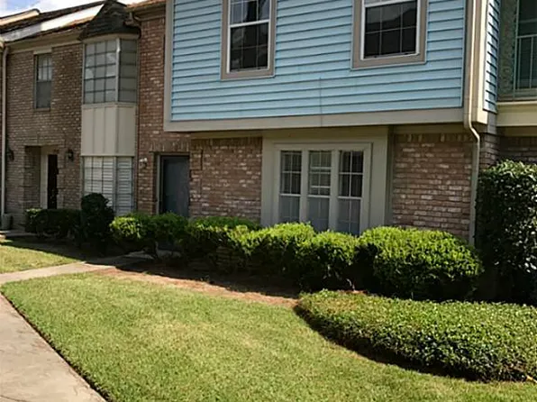 17106 Beaver Springs Dr #8, Houston, TX 77090
